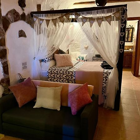 Cuevas De La Paz - Cave House Holidays Лос-Каррионес Экстерьер фото