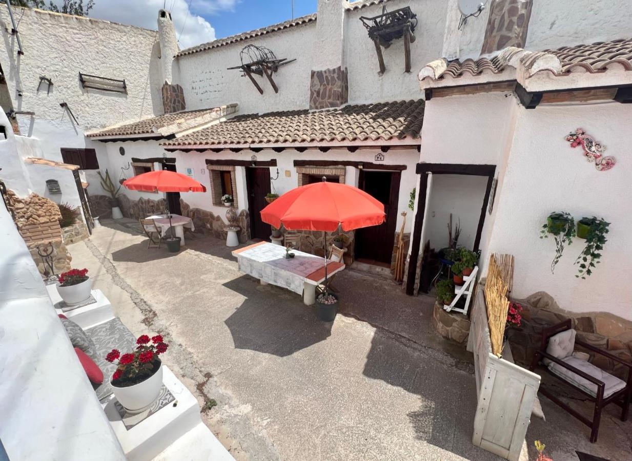 Cuevas De La Paz - Cave House Holidays Лос-Каррионес Экстерьер фото
