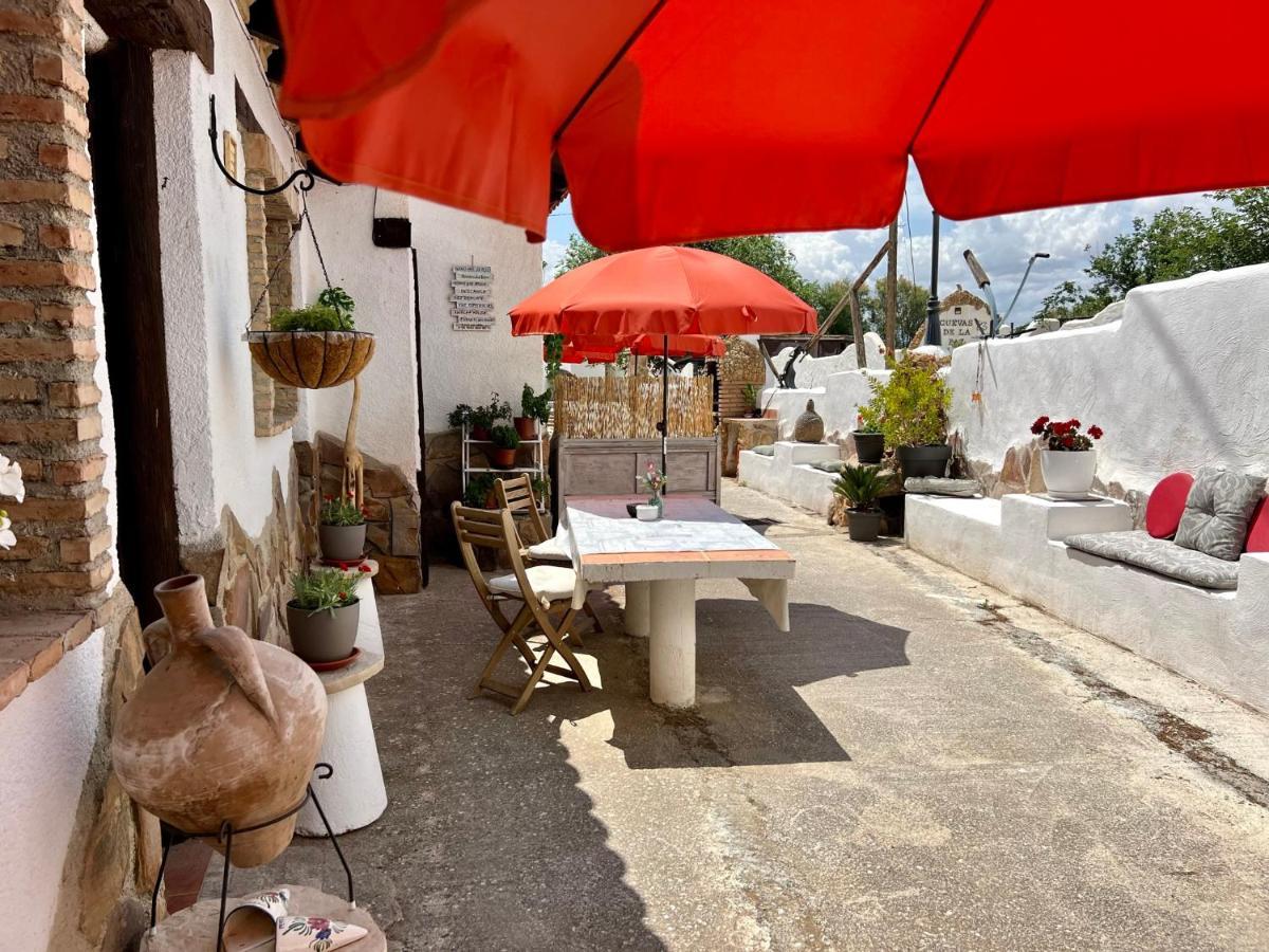 Cuevas De La Paz - Cave House Holidays Лос-Каррионес Экстерьер фото