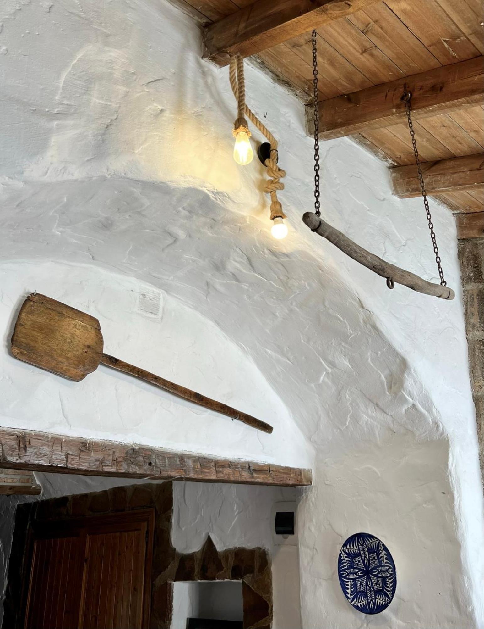 Cuevas De La Paz - Cave House Holidays Лос-Каррионес Номер фото